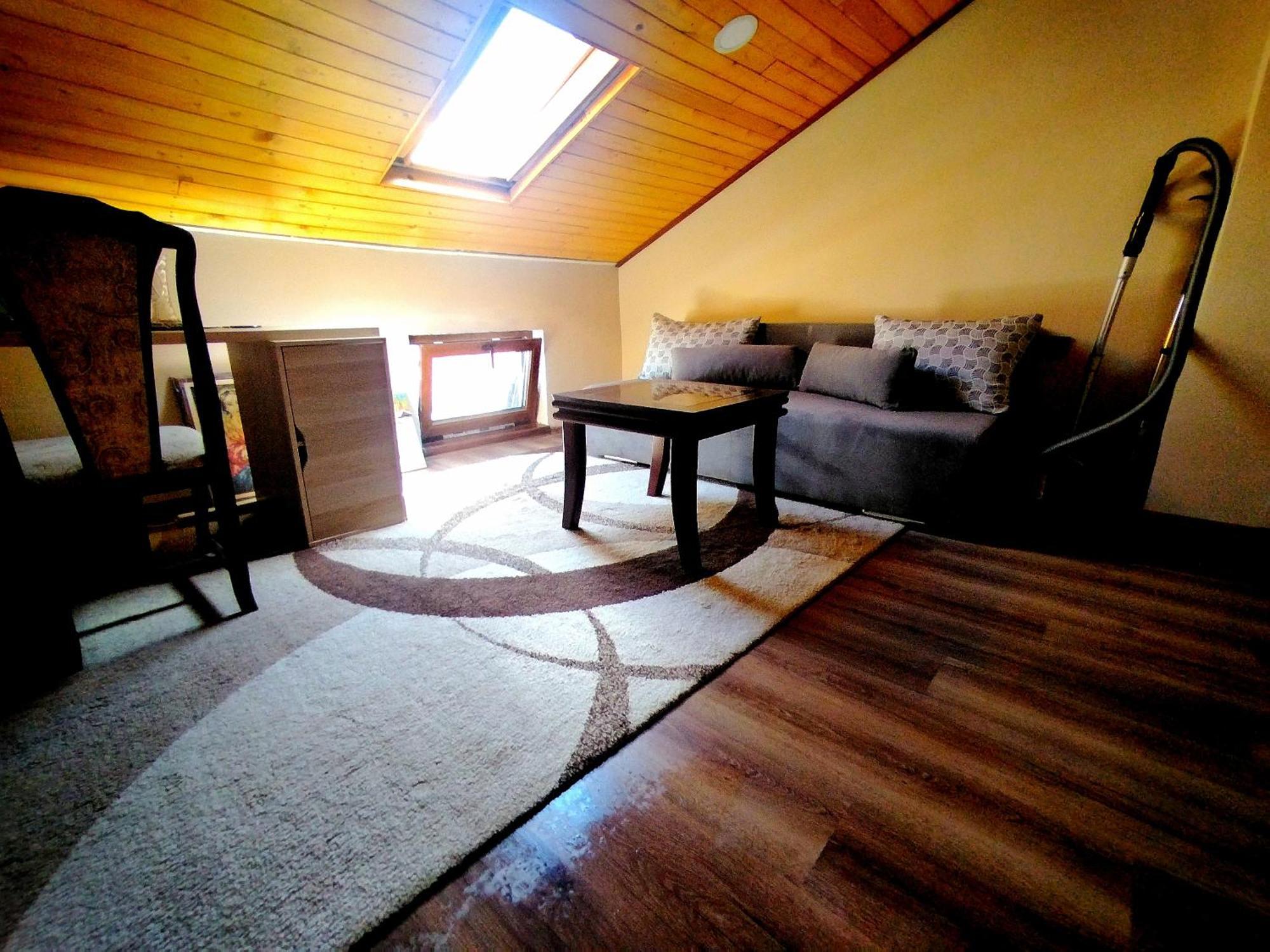 Low Budget Apartment With Breakfast Várna Kültér fotó